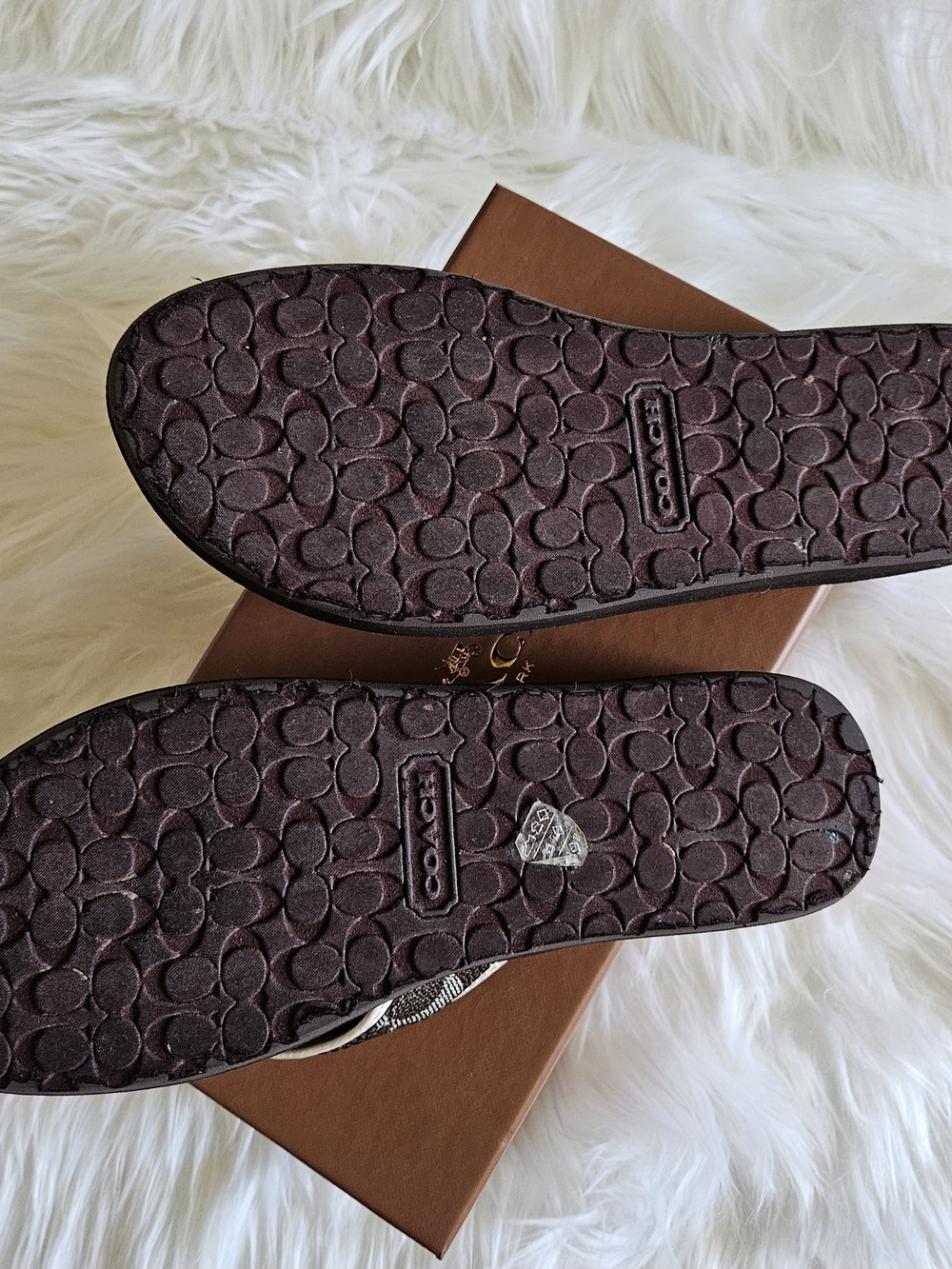 Coach Black Flip Sandals with Signature Jacquard Straps-Sz 8 EUC - Picture 9 of 11